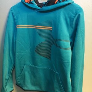 NWOT youth xl Under Armour performance hoodie.